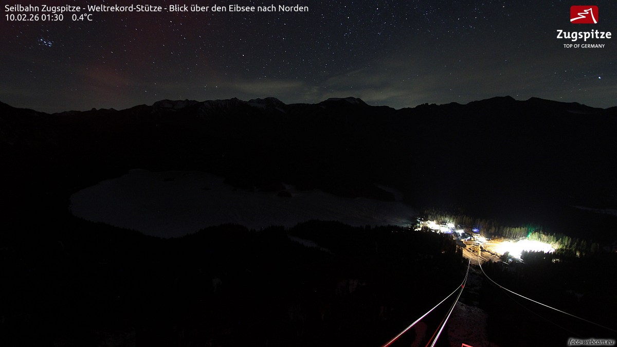 Eibsee Nord webcam (DE) - Seilbahn Zugspitze - Weltrekord-Stütze - Blick über den Eibsee nach Norden
   
