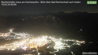 Bad Reichenhall webcam (DE) - Reichenhaller Haus am Hochstaufen - Blick über Bad Reichenhall nach Süden
   